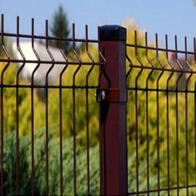 حصار توری جوشی منحنی سه بعدی با پوشش پودری ضد اشعه ماوراء بنفش با طول عمر بالا 50x200 میلی متر برای بزرگراه و پارک