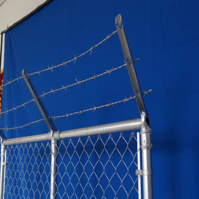 گالوانیزه گرما غوطه ور شدن زنجیر لینک حصار شکل الماس Cyclone Mesh حصار با سیم خاردار بالا