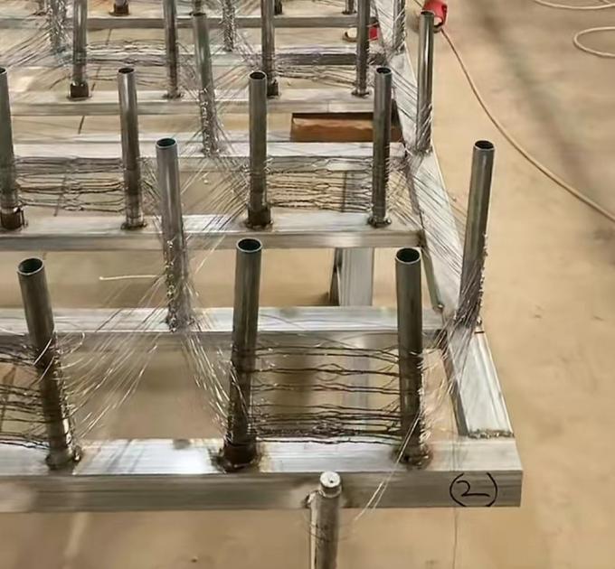 0.4-0.9mm ضد تانک موانع سیم میش تانک خطوط زخم فولاد سیم حصار 4