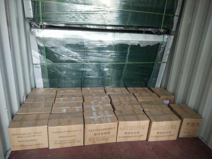 Green 3d V Bending Curved Welded Wire Mesh Fence Panel Hot Galvanized
